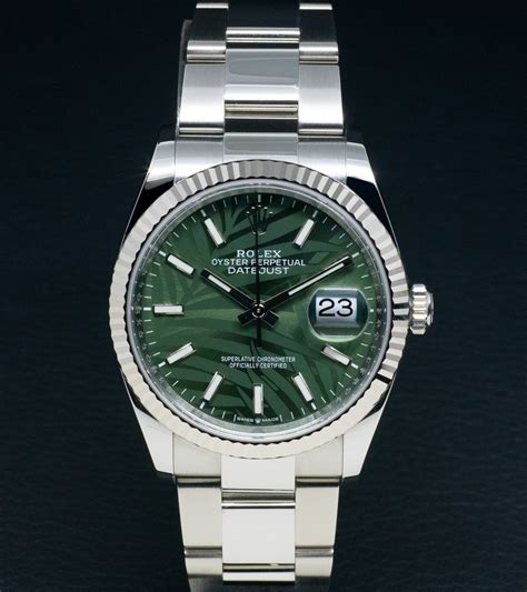 rolex verde oyster|rolex oyster perpetual chronometer price.